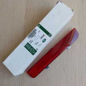 Catadioptru dreapta spate, Land Rover, LR006348