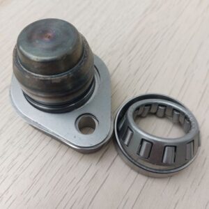 Pivot superior, Land Rover, TAR100040